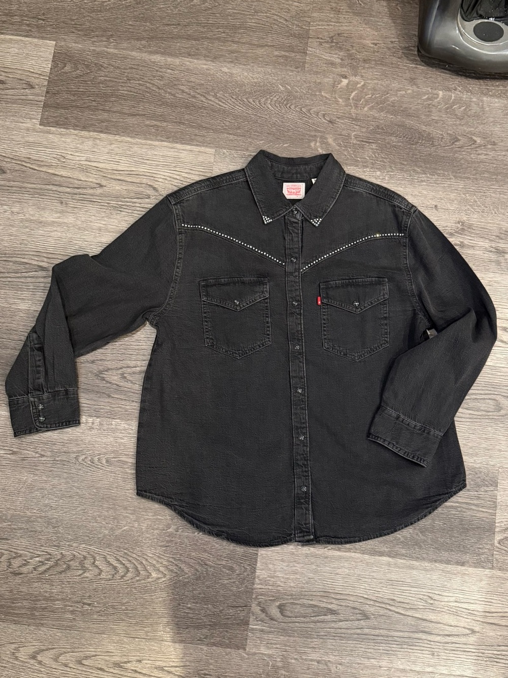 Nwt Levi’s soft denim button down shirt with crystal details